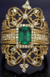 9070 - LADY'S EMERALD & DIAMOND 14KT YELLOW GOLD RING
