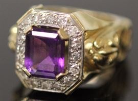 9075 - AMETHYST & DIAMOND PLATINUM & 18KT GOLD RING