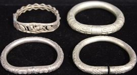9236 - LOT OF (4) CHINESE SILVER BRACELETS