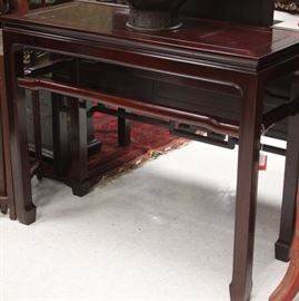 9132 - CHINESE CARVED ROSEWOOD TABLE