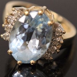 9386 - LADY'S BLUE TOPAZ & DIAMOND 14KT YELLOW GOLD RING