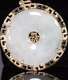 9336 - LADY'S JADE & 14KT GOLD PENDANT