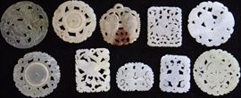 9360 - LOT OF (10) CHINESE JADE & SERPENTINE CARVINGS