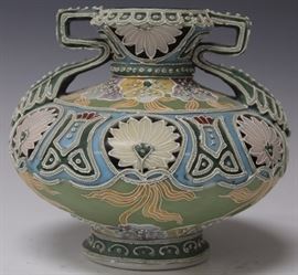 9358 - 19TH CENTURY JAPANESE SATSUMA PORCELAIN VASE