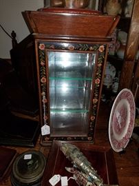 small display cabinet