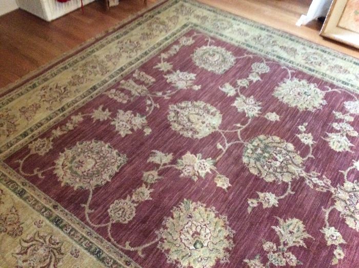 Great rug. 8 x10 ish