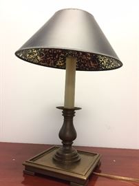 Contemporary lamp with mercury design shade.