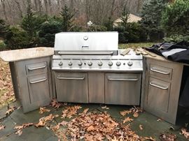 Stainless steel THREE SECTION granite top outdoor grill