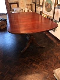 Solid mahogany double pedestal dining table w/2 leaves
