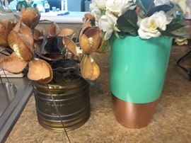  2 small vases artificial plants, 1 brass, 1 ceramichttp://www.ctonlineauctions.com/detail.asp?id=666487