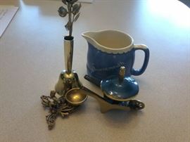 Misc. knickknacks, 3 are metal and 1 ceramichttp://www.ctonlineauctions.com/detail.asp?id=666582