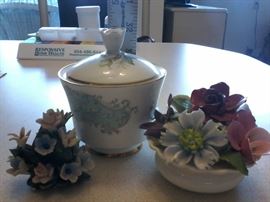  3 porcelain items small flowers http://www.ctonlineauctions.com/detail.asp?id=666572