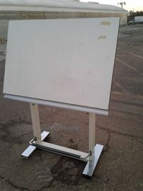 Adjustable drafting table / desk