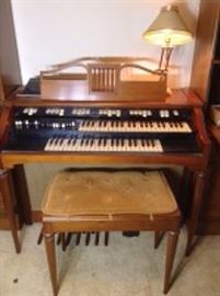 Hammond Organ 