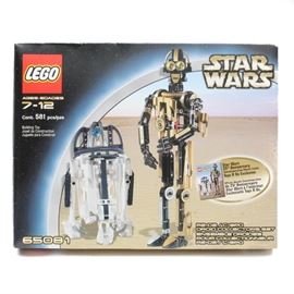 Lego "Star Wars" R2-D2 / C3P-0 Droid Collectors Set: A Lego Star Wars R2-D2 / C3P-0 Droid Collectors Set. This building toy is number 65081 and is new in box.