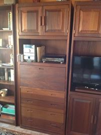4 Piece Bookshelf / Entertainment unit - each unit sold separately - Custom made for owners by Hardwood Artisans / Arlington VA - This unit $ 250.00