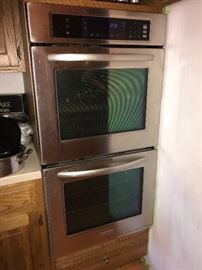 KitchenAid double oven in stainless steel!