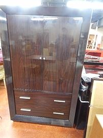 Modern Italian Rosewood wardrobe