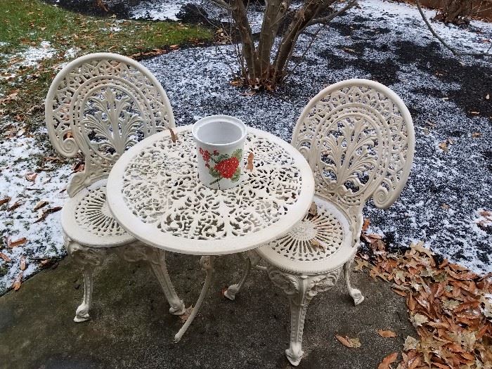 Cast Iron Patio Table and Chairs