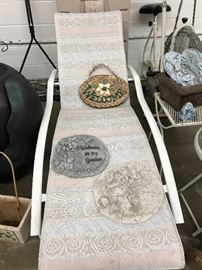 Outdoor loung chair with outdoor decorative plaques 