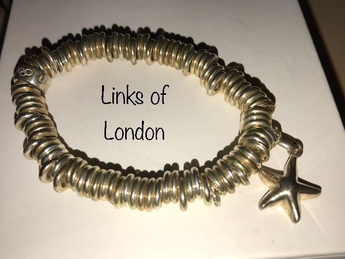 Links of London bracelet with star charm 