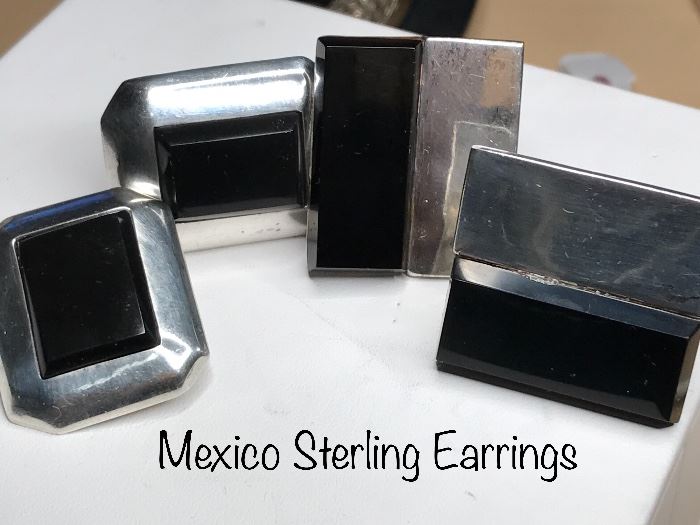 Mexico Sterling and Onyx earrings 
