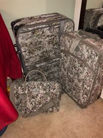 Luggage set 
