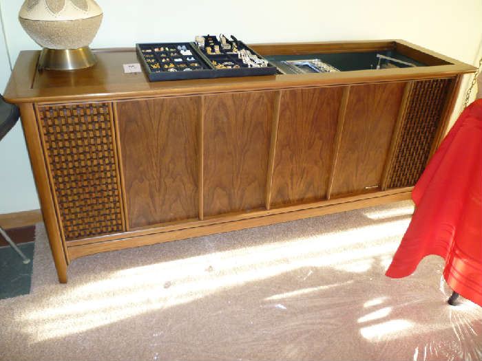 CONSOLE STEREO