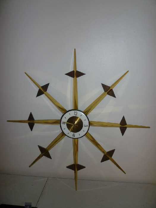 VINTAGE WELBY WALL CLOCK