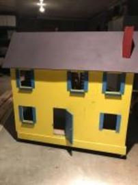 Doll house for barbie sized dolls