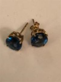 14k gold estate earrings