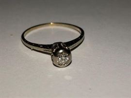 14k white gold mine cut diamond ring