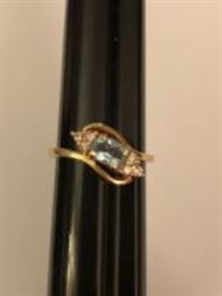 Diamond and aquamarine ring