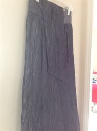 Grey taffetta skirt