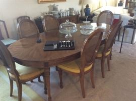 Drexel dining table with 6 chairs