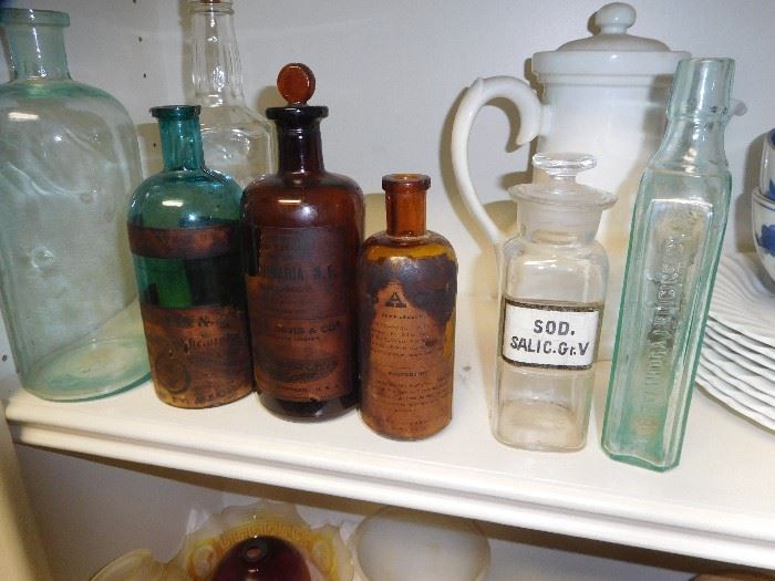Antique chemist & pharmaceutical bottles