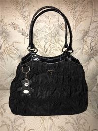BLACK HANDBAG