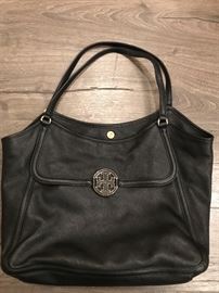 BLACK LEATHER TORY BURCH TOTE
