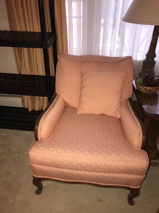 PEACH UPHOLSTERED LOUNGE CHAIR
