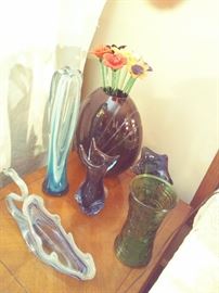 ART-GLASS  OVAL VASE WITH GLASS FLOWERS AND OTHERS