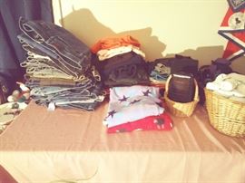 VARIETY OF LADIES JEANS..GREAT CONDITION...SIZE 14