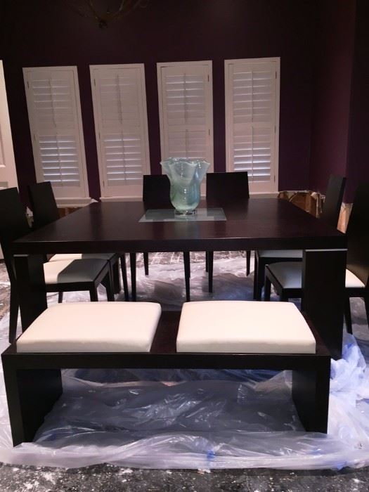 Cantoni dining room table