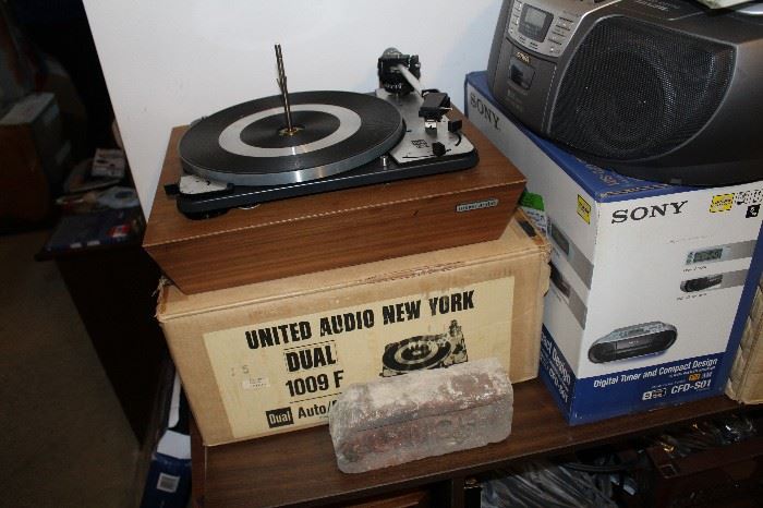 Vintage United Audio Turn Table