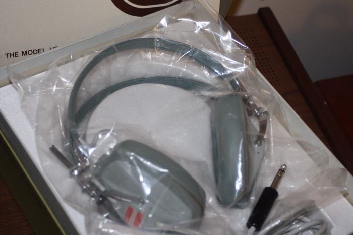 Sony stereo headphones