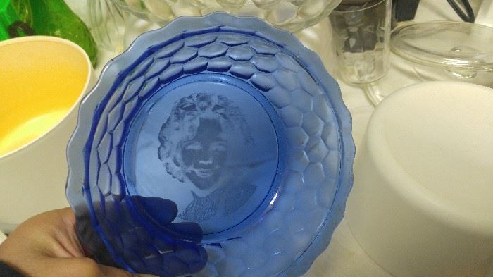 Vintage authentic Shirley Temple cereal bowl
