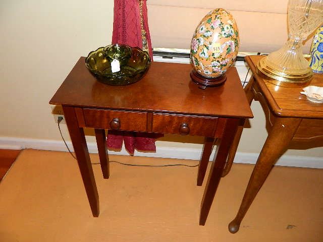 Small Table & Collectibles