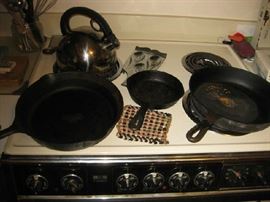 Cast Iron Fry Pans