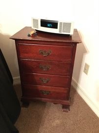 Reproduction federal small mahogany chest of drawers