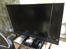 Sony Braviaflatscreen with remote $150.