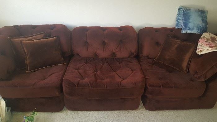 VINTAGE SOFA - LIGHTWEIGHT AND IN 3 SECTIONS